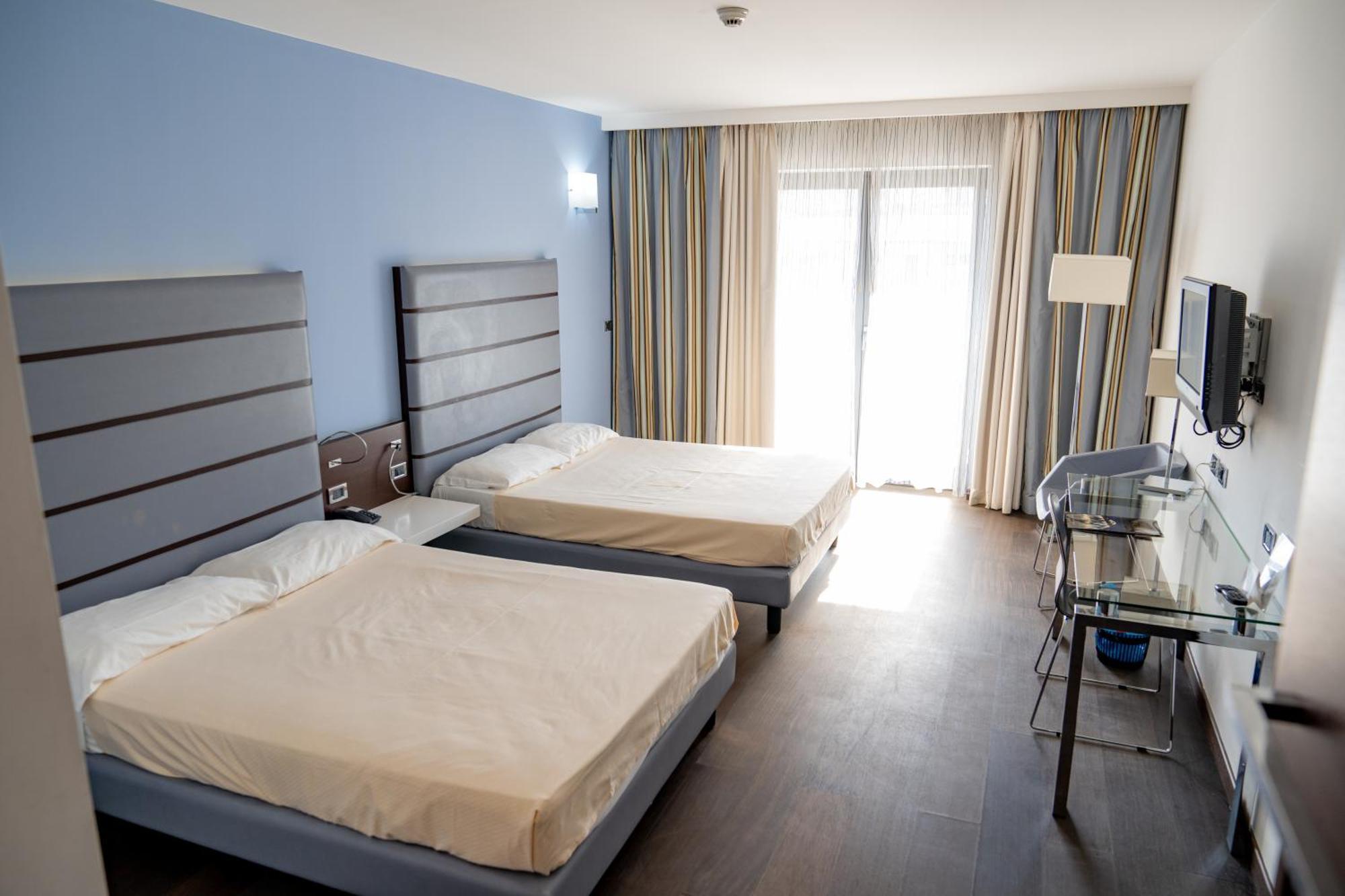 Hotel Napoleon Torre Melissa Ngoại thất bức ảnh