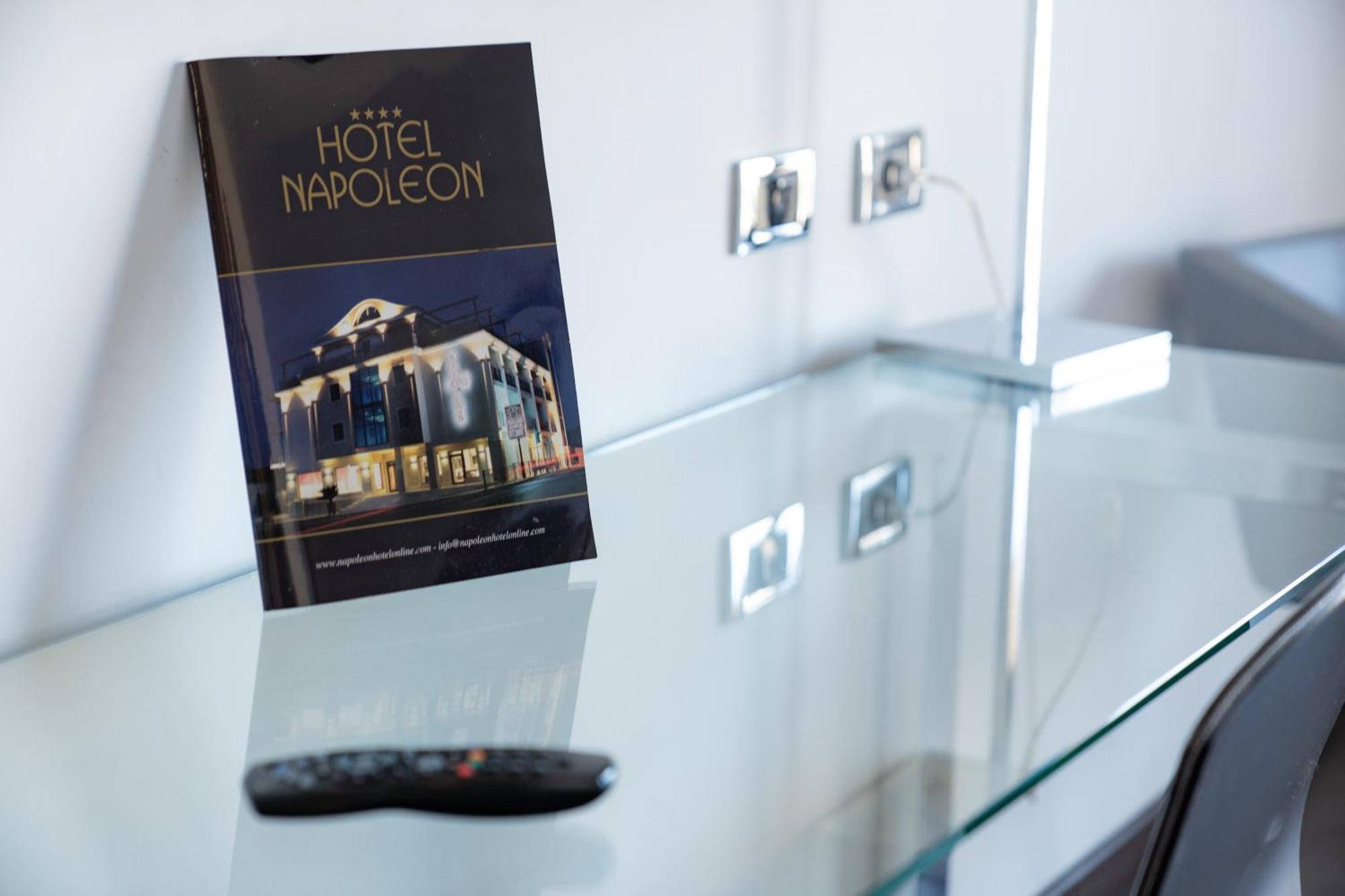 Hotel Napoleon Torre Melissa Ngoại thất bức ảnh