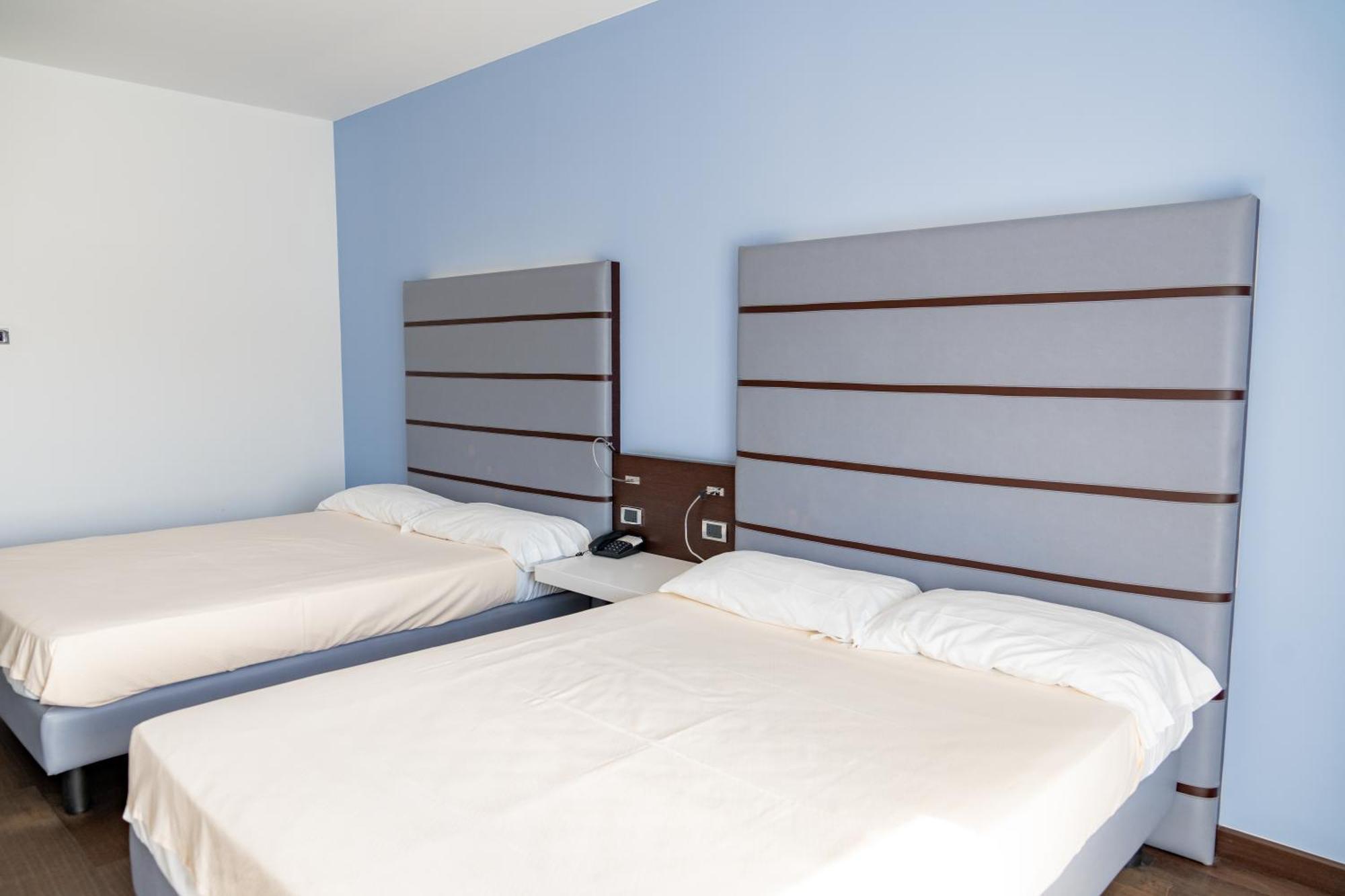 Hotel Napoleon Torre Melissa Ngoại thất bức ảnh