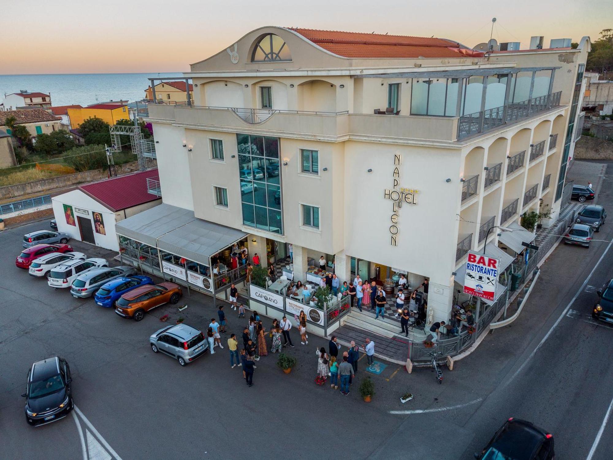Hotel Napoleon Torre Melissa Ngoại thất bức ảnh